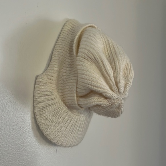 Charter Club knit newsboy hat - Picture 2 of 10